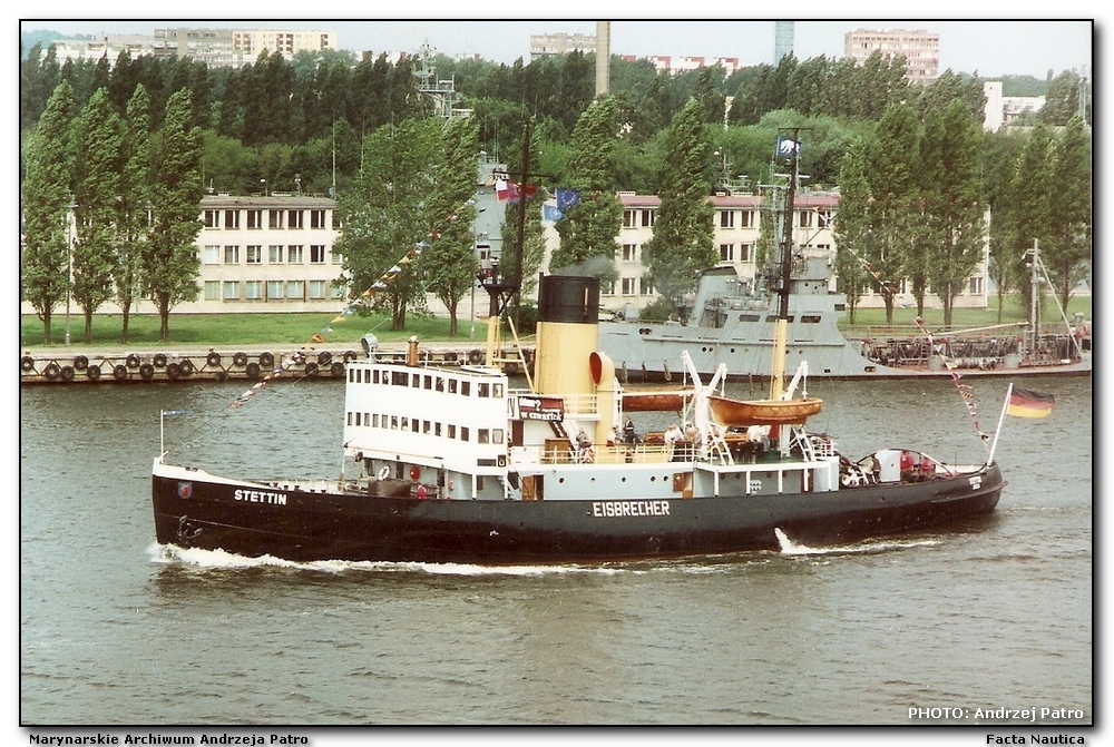 Ice breaker STETTIN. Eisbrecher STETTIN.